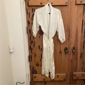 Vintage Apostrophe Intimates Satin like Robe Ivory Floral Lightweight Women's L